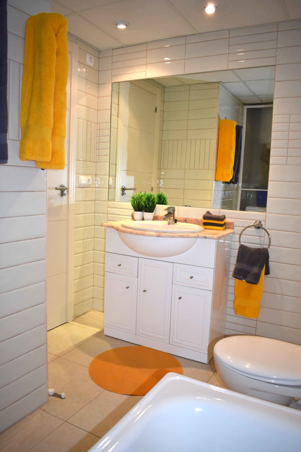 Ambar Beach – 110B